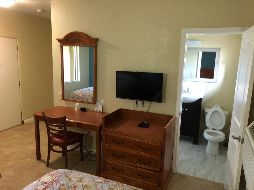 American Inn Of Daytona เดย์โทนาบีช ภายนอก รูปภาพ